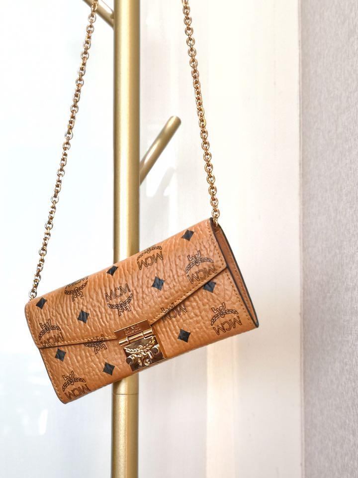 Mcm 2025 woc bag