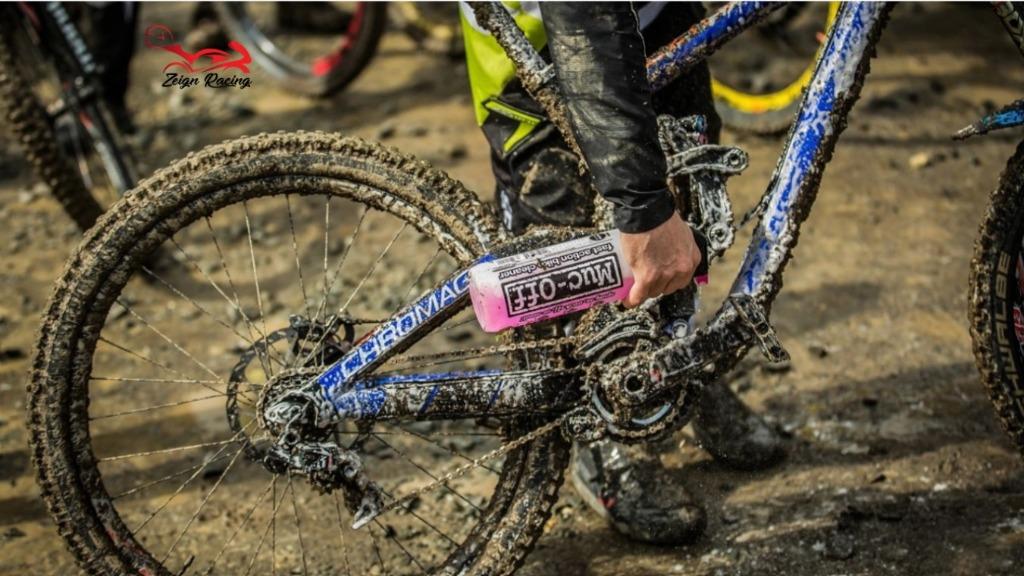Muc Off Nano Tech Bike Cleaner (Category: Parts & Accessories) located in Singapore. Submitted by zeignracing (Listing ID 1029389249, Image 3). Description: Muc Off Nano Tech Bike Cleaner (1L) SKU code: 904-CTJ Using our state-of-the-art Nano Tech formula, Muc-Off cuts through grime quicker than you can say “OMG!” regardless of the weather or riding conditions. This classic pink Bike Cleaner has incredible cleaning power because it contains revol