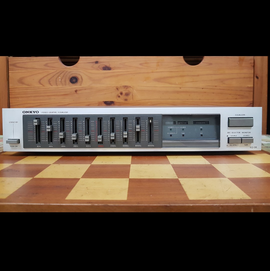 ONKYO Stereo Graphic Equalizer (EQ08), Audio, Portable Music Players