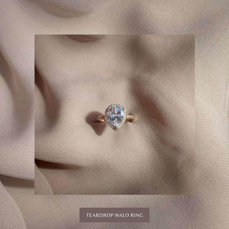 Sparkling teardrop halo ring cheap rose gold