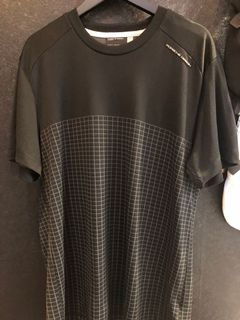 （分類：）位於 。 由 Ballson 提交（商品編號 1029395413，圖片 1）。簡介： 。
