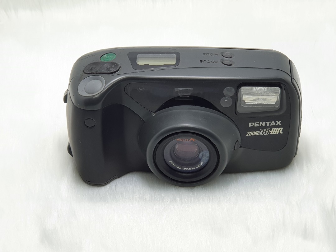 Pentax zoom 90 water resistance 35mm film camera, Photography, Cameras