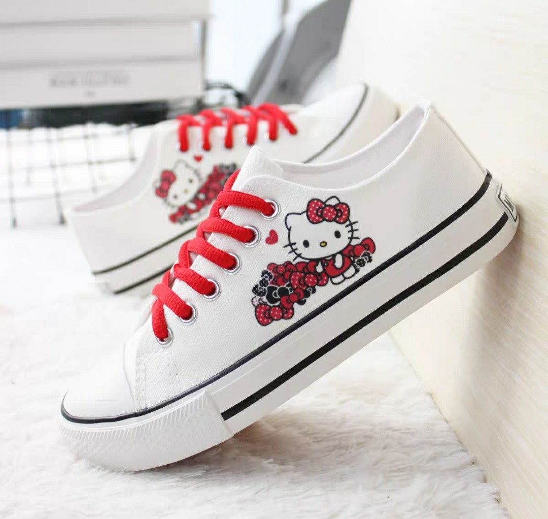 Pre Order) Hello Kitty Sneakers, Women 