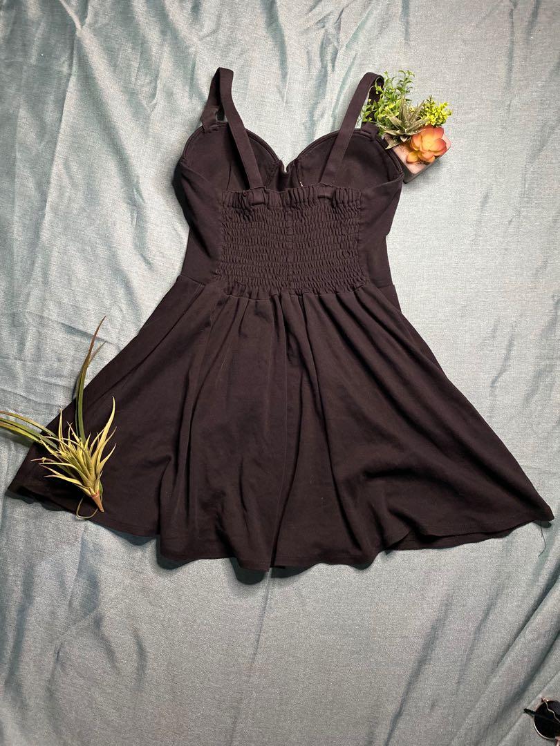 preloved black dress (Category: Dresses) located in San Juan City. Submitted by _kth00 (Listing ID 1029367669, Image 3). Description: .