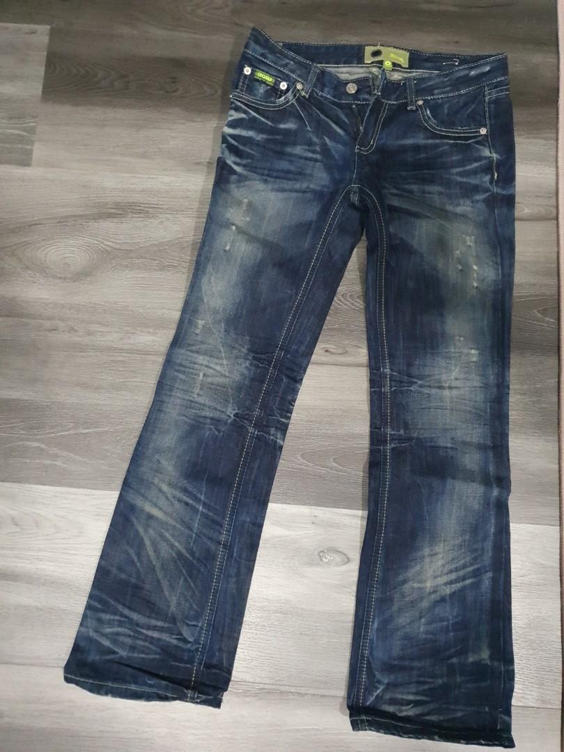 romp jeans price