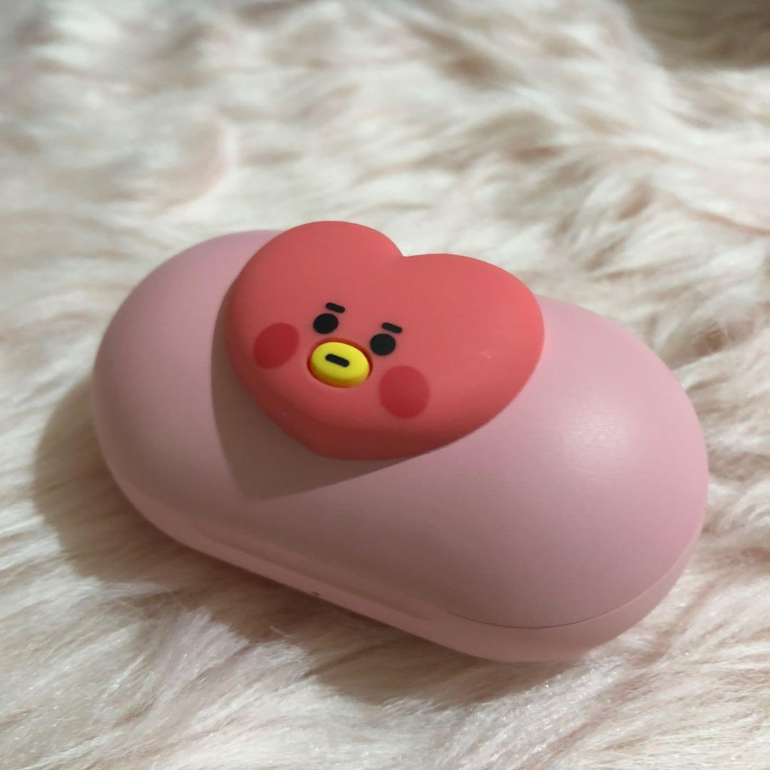 Wireless hotsell earphones bt21