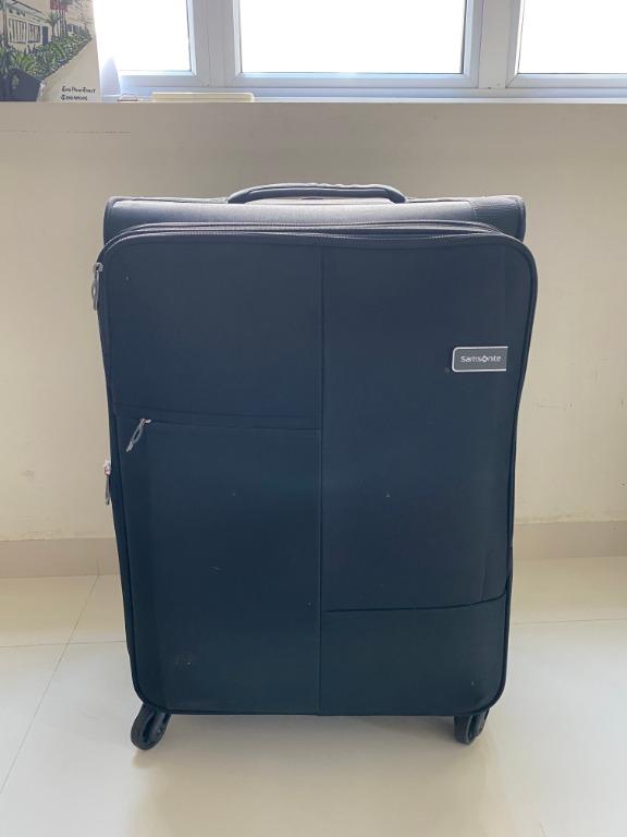 lightweight medium size luggage