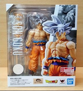 Shf S H Figuarts Goku Ui Toys Games Bricks Figurines On Carousell