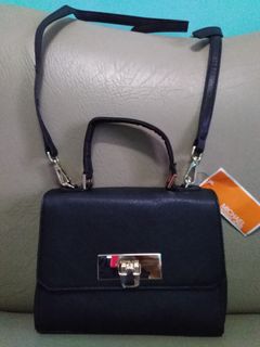 (Category: ) located in . Submitted by jingpablo (Listing ID 1029295162, Image 1). Description: .