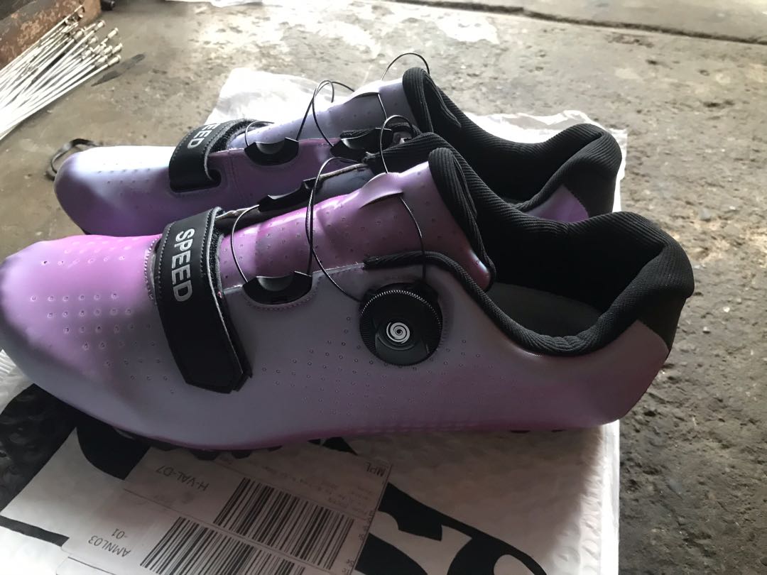 speed cycling shoes