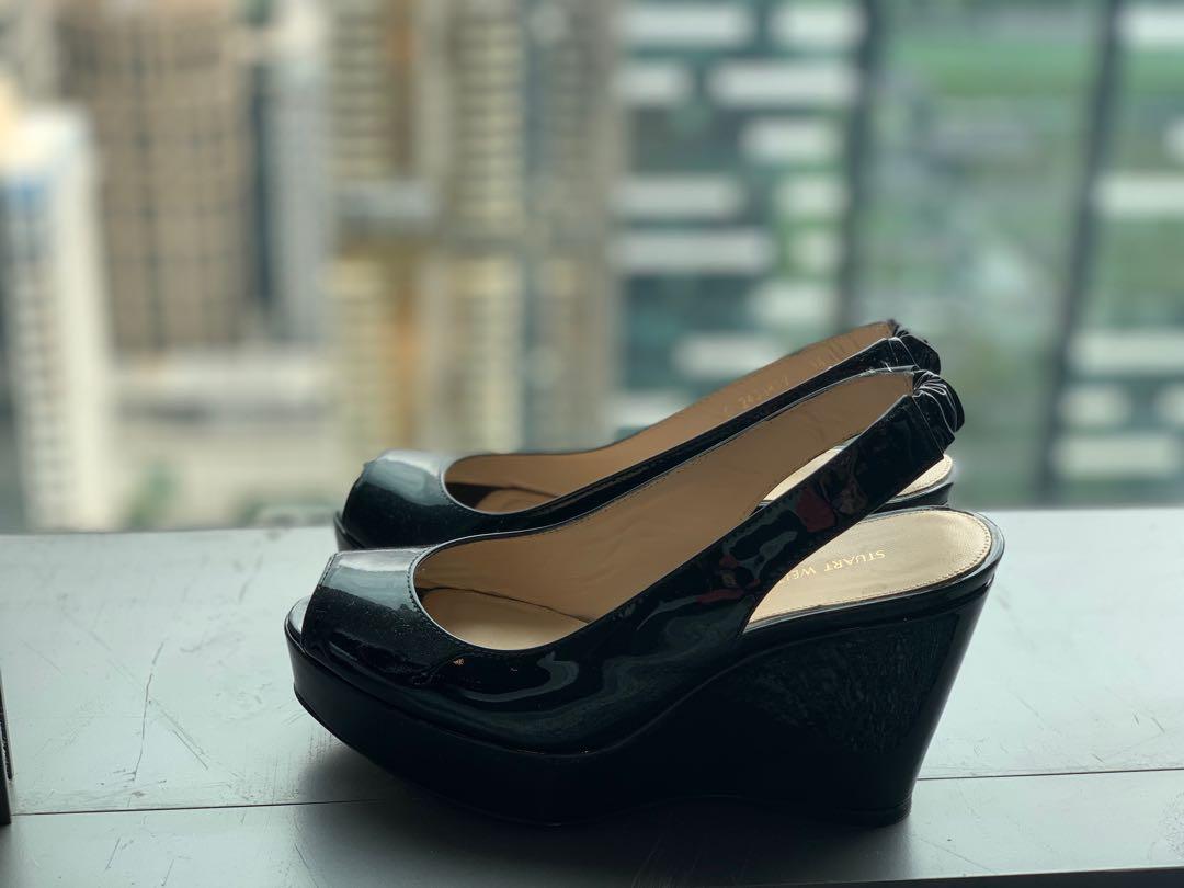 stuart weitzman black wedges