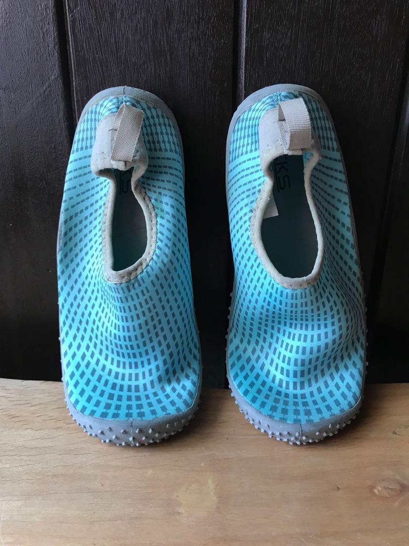 Underwater sandals clearance