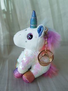 (Category: ) located in . Submitted by Love_all_thingspretty (Listing ID 1029292000, Image 1). Description: .