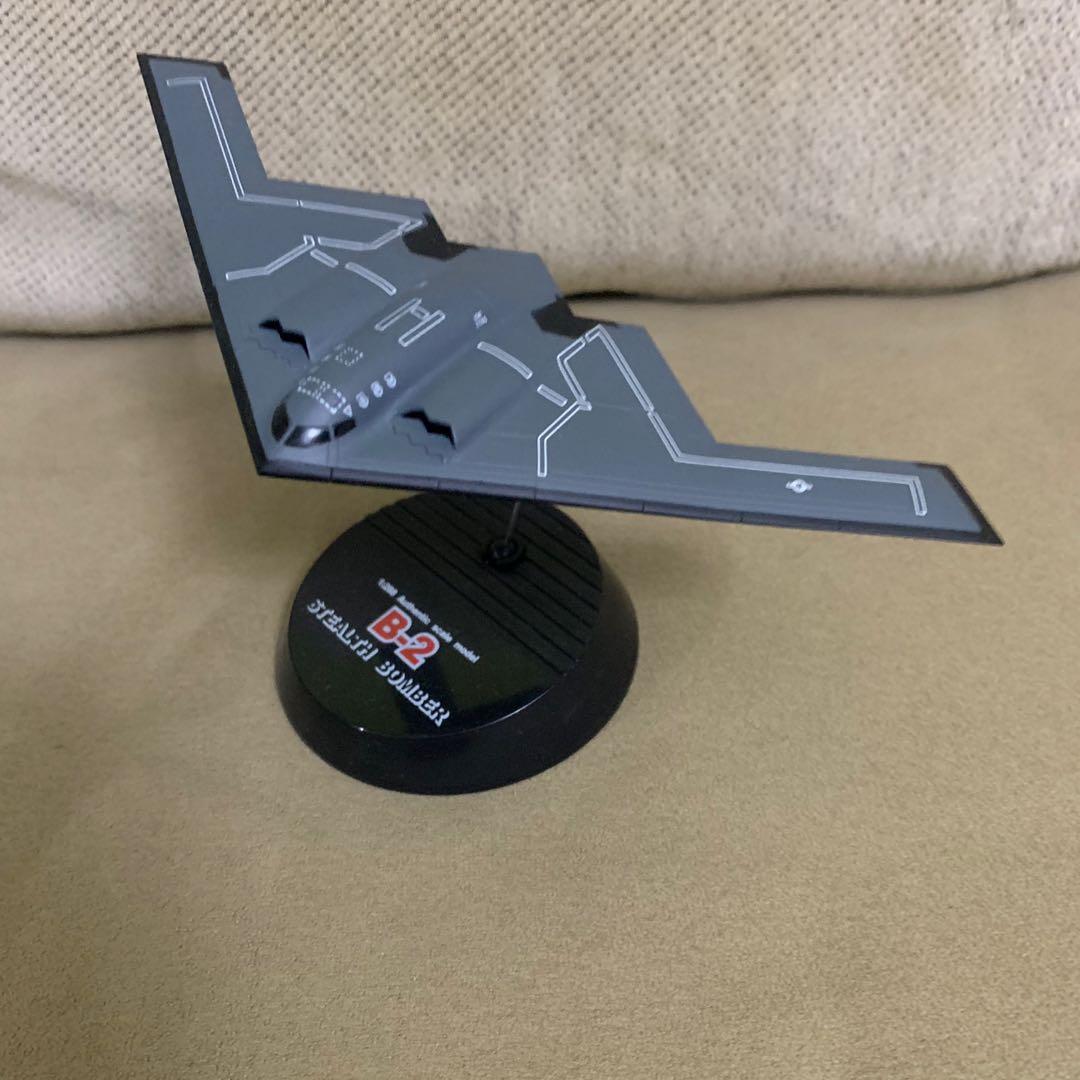 b2 bomber toy