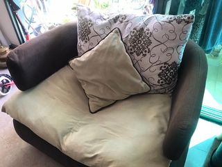 (Category: ) located in . Submitted by roxzan (Listing ID 1029517271, Image 1). Description: .