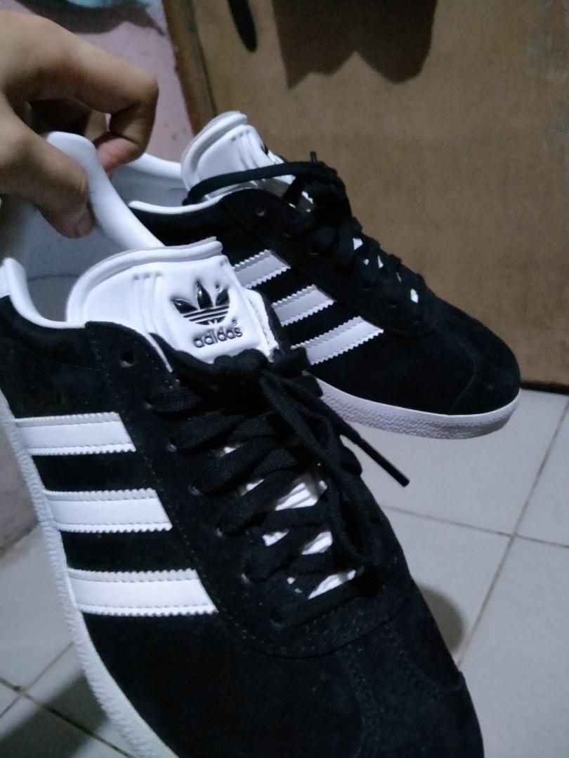 adidas gazelle 28