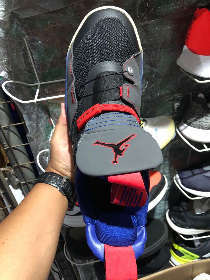 Air jordan 33 tech pack mens hotsell