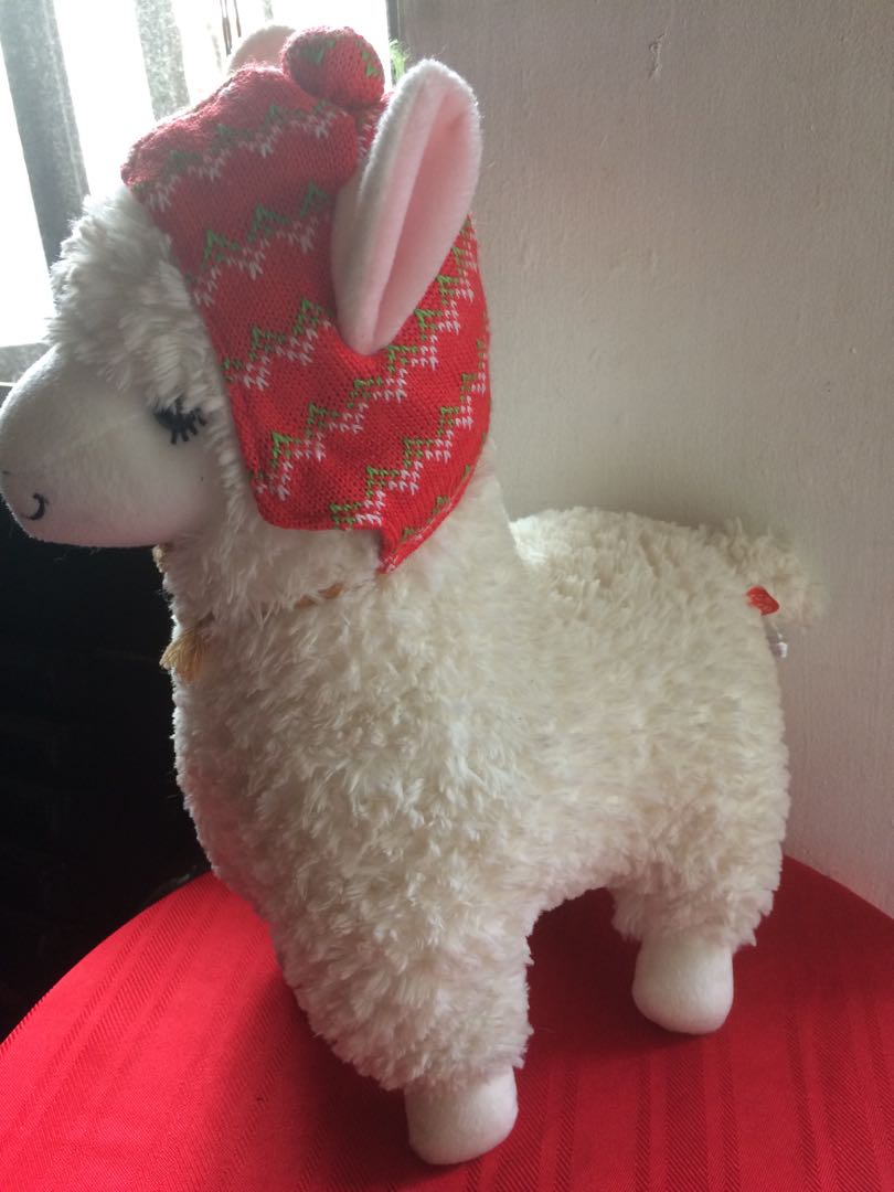 alpaca stuffed toy