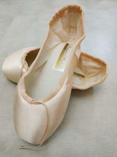 used pointe shoes