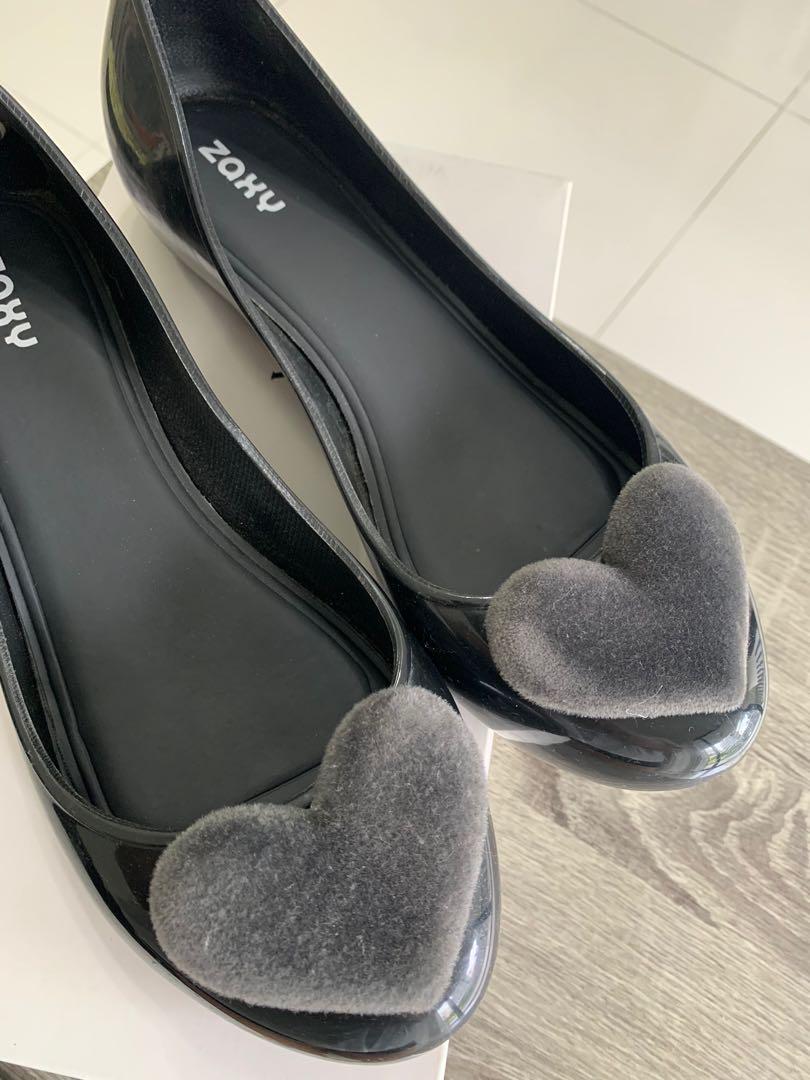 Black Rubber Flat shoes with fluffy