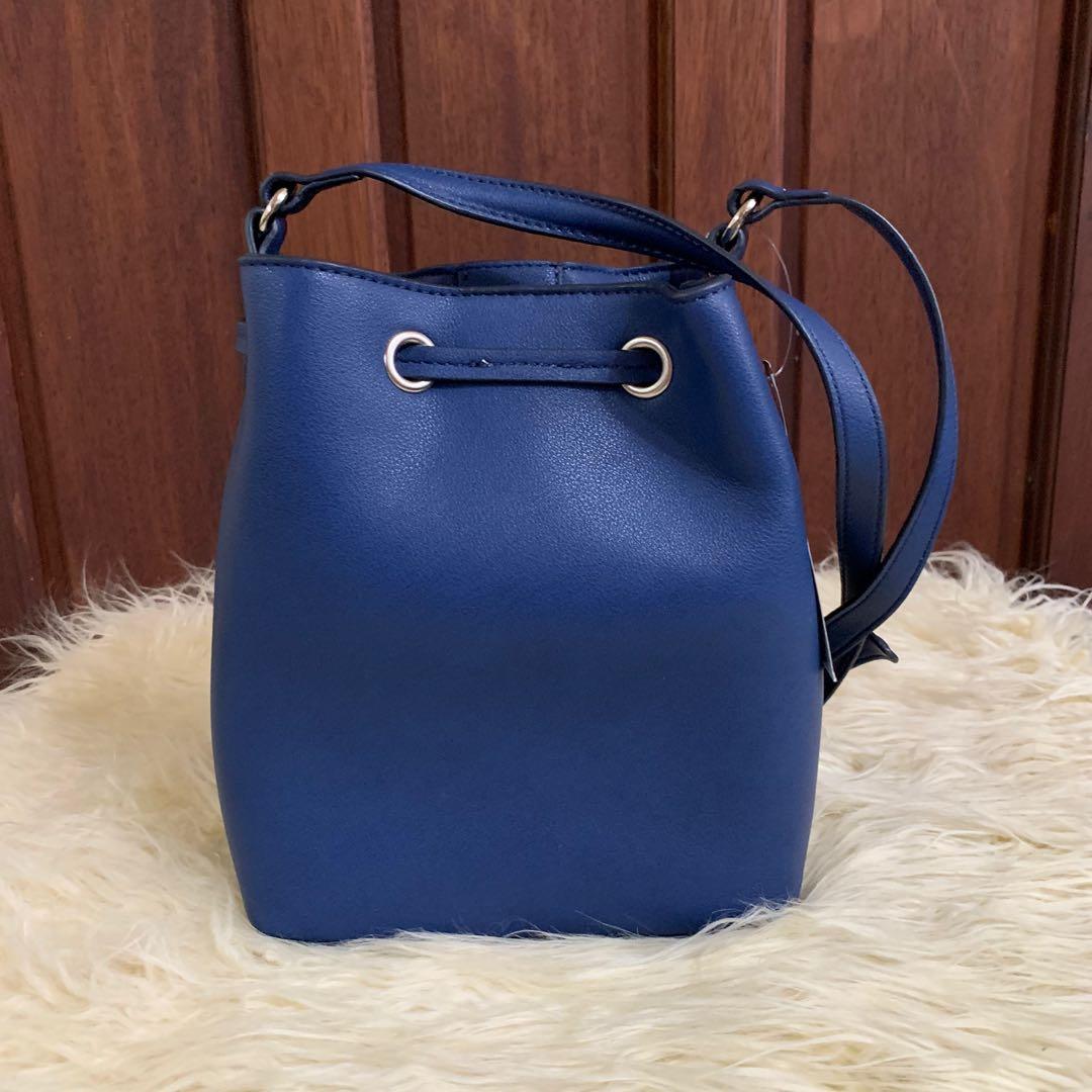 chaps bucket bag