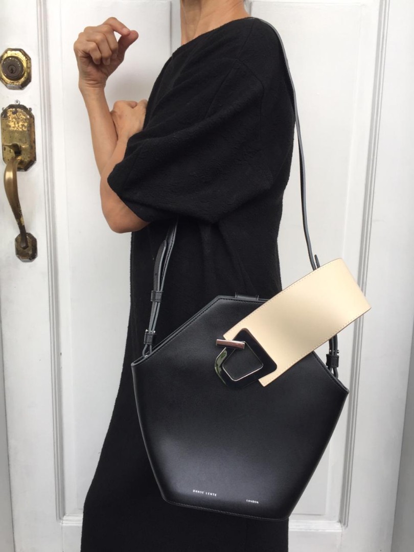 Danse lente johnny clearance leather bucket bag