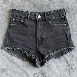 (Category: ) located in . Submitted by stylefactorie (Listing ID 1029534007, Image 1). Description: .