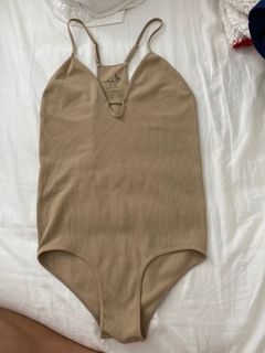 （分類：）位於 。 由 cuteclothesxd 提交（商品編號 1029460652，圖片 1）。簡介： 。
