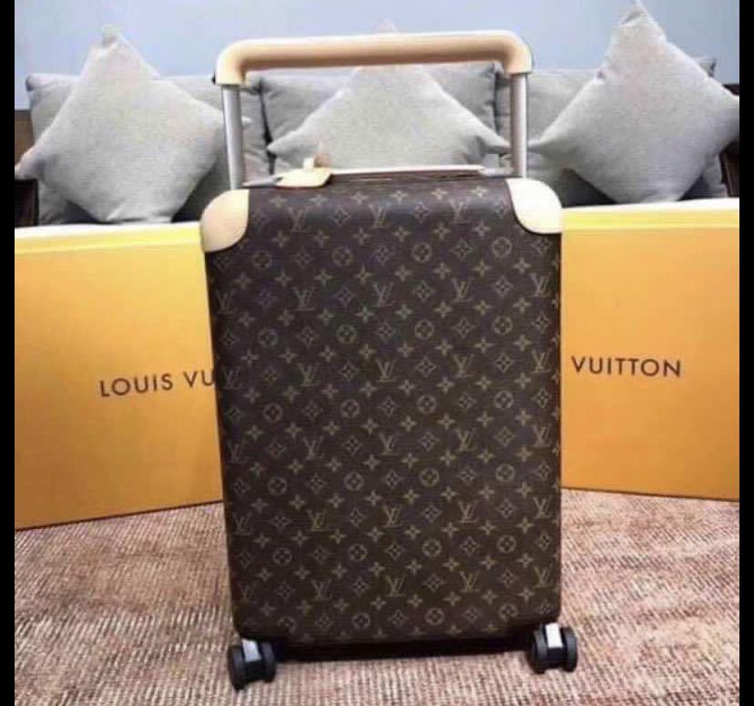 LV horizon 55 (Category: Wallets & Card holders) located in San Juan City. Submitted by authforless (Listing ID 1029427827, Image 2). Description: for pre-order, DM me for Questions.