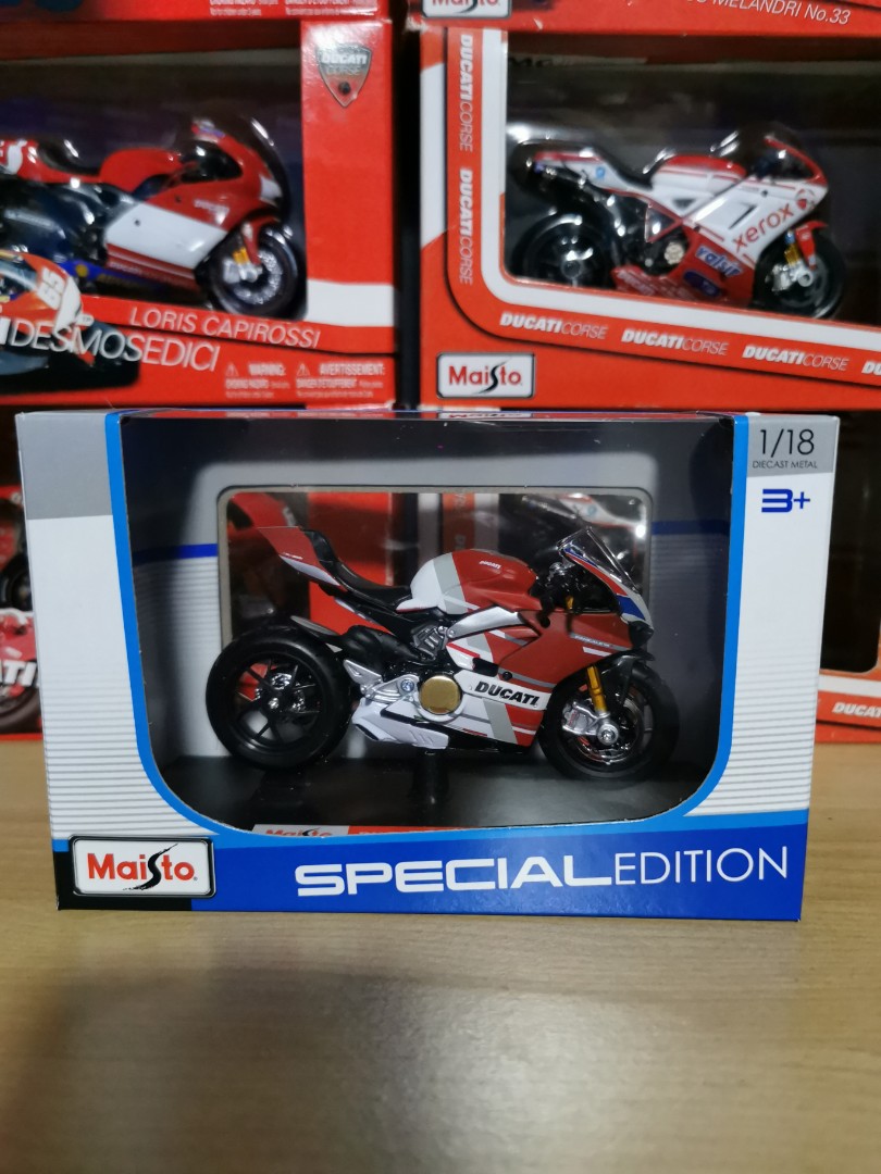 ducati panigale v4 toy