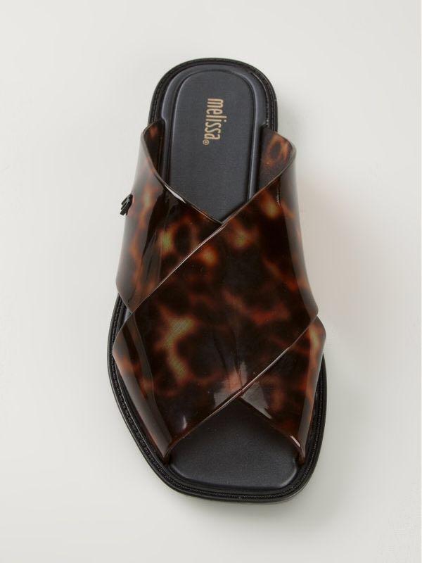 tortoise shell flip flops