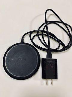 MOPHIE WIRELESS CHARGER FOR IPHONE (USED ONCE)