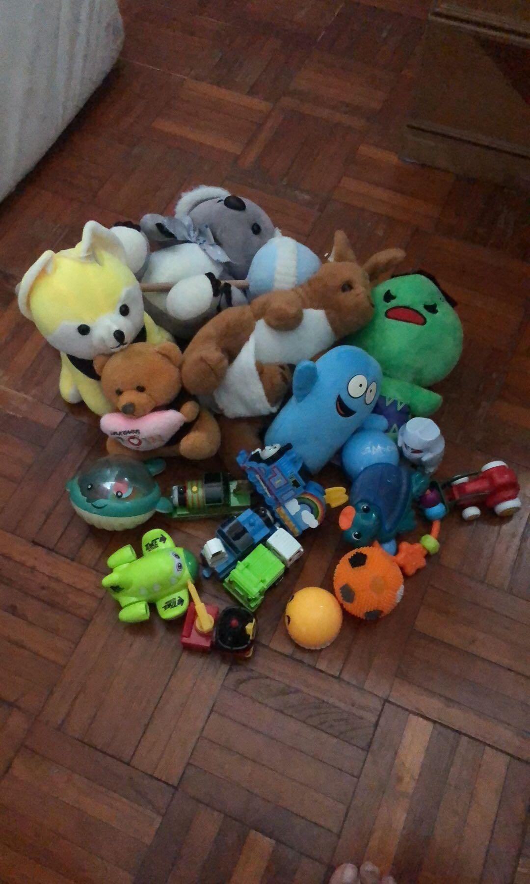 moving soft toys