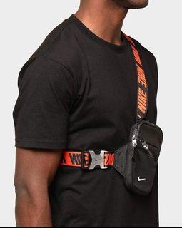 nike advance hip pack