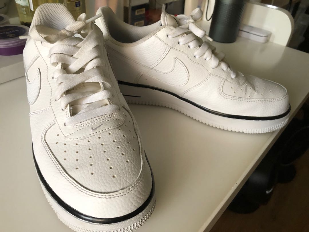 nike air force 1 low white with black foxing stripe