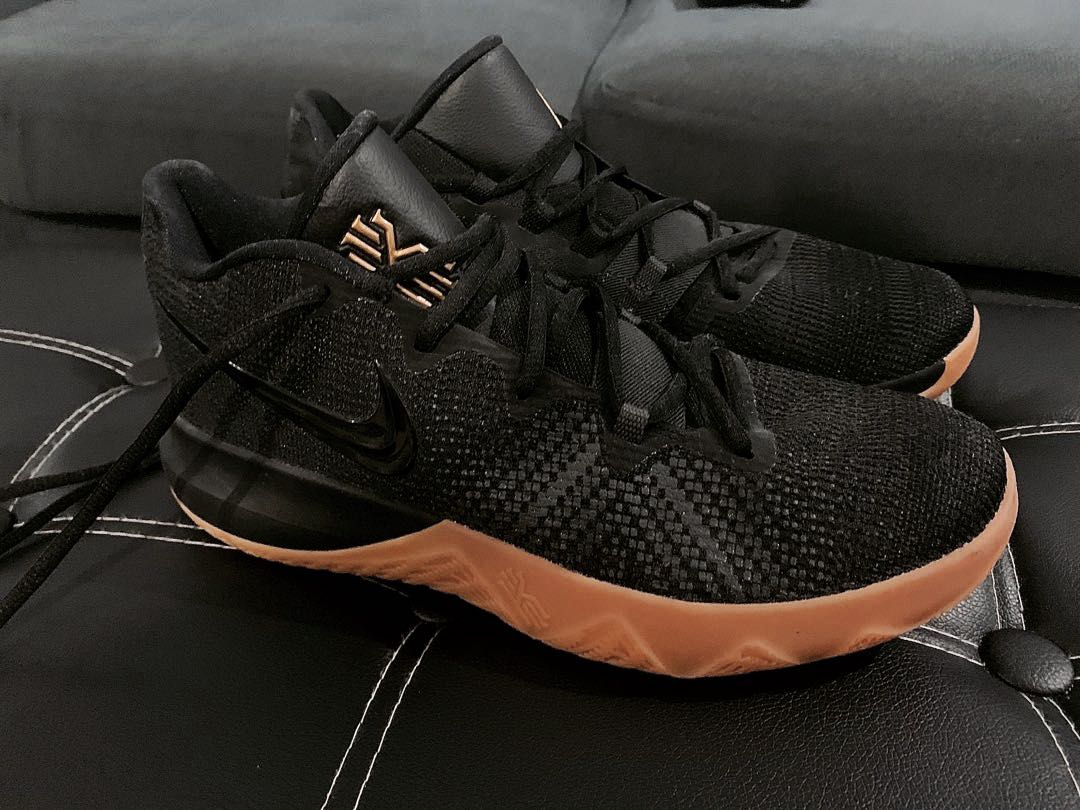 kyrie flytrap black gum