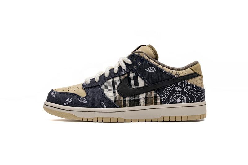 Nike Sb Dunk Low Travis Scott Men S Fashion Footwear Sneakers On Carousell