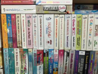 Dont S Sweat The Small Stuff Omnibus By Richard Carlson Books Stationery Books On Carousell