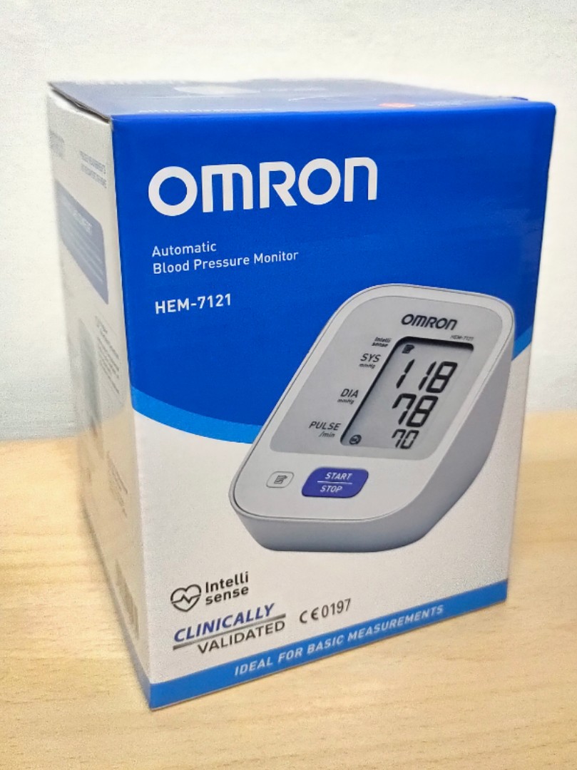 Automatic Blood Pressure Monitor OMRON HEM7121, Health & Nutrition