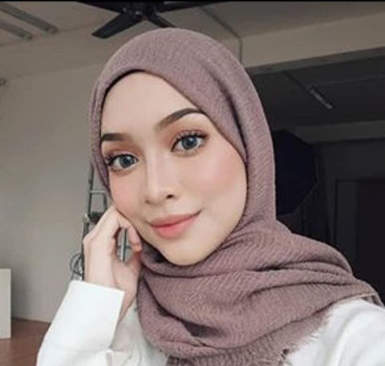 Jilbab plisket warna milo
