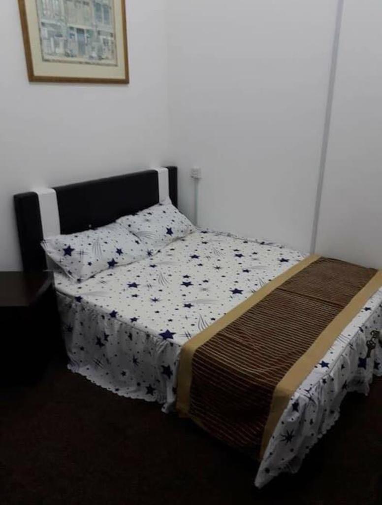 Per Day Or Monthly Room Rental Property Rentals On Carousell
