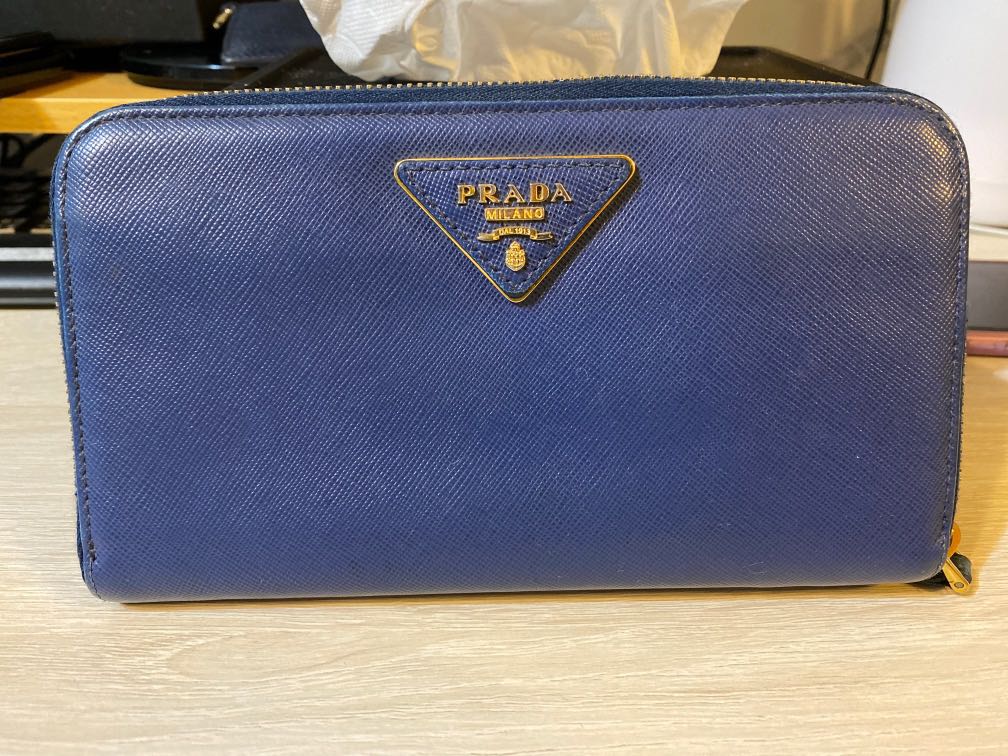 prada falsa