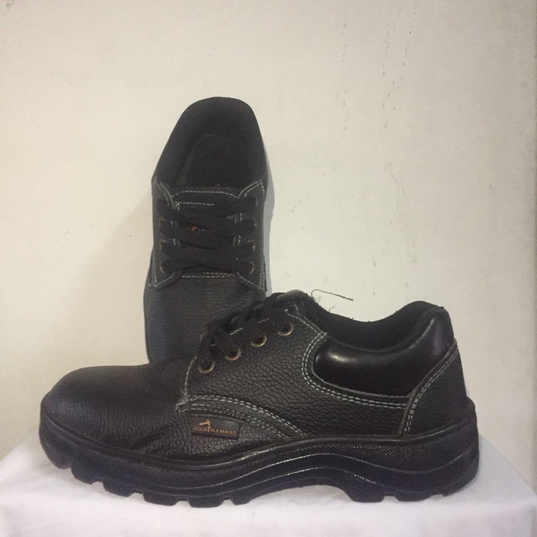 Safety Shoes from Gold Hammer. Postage 