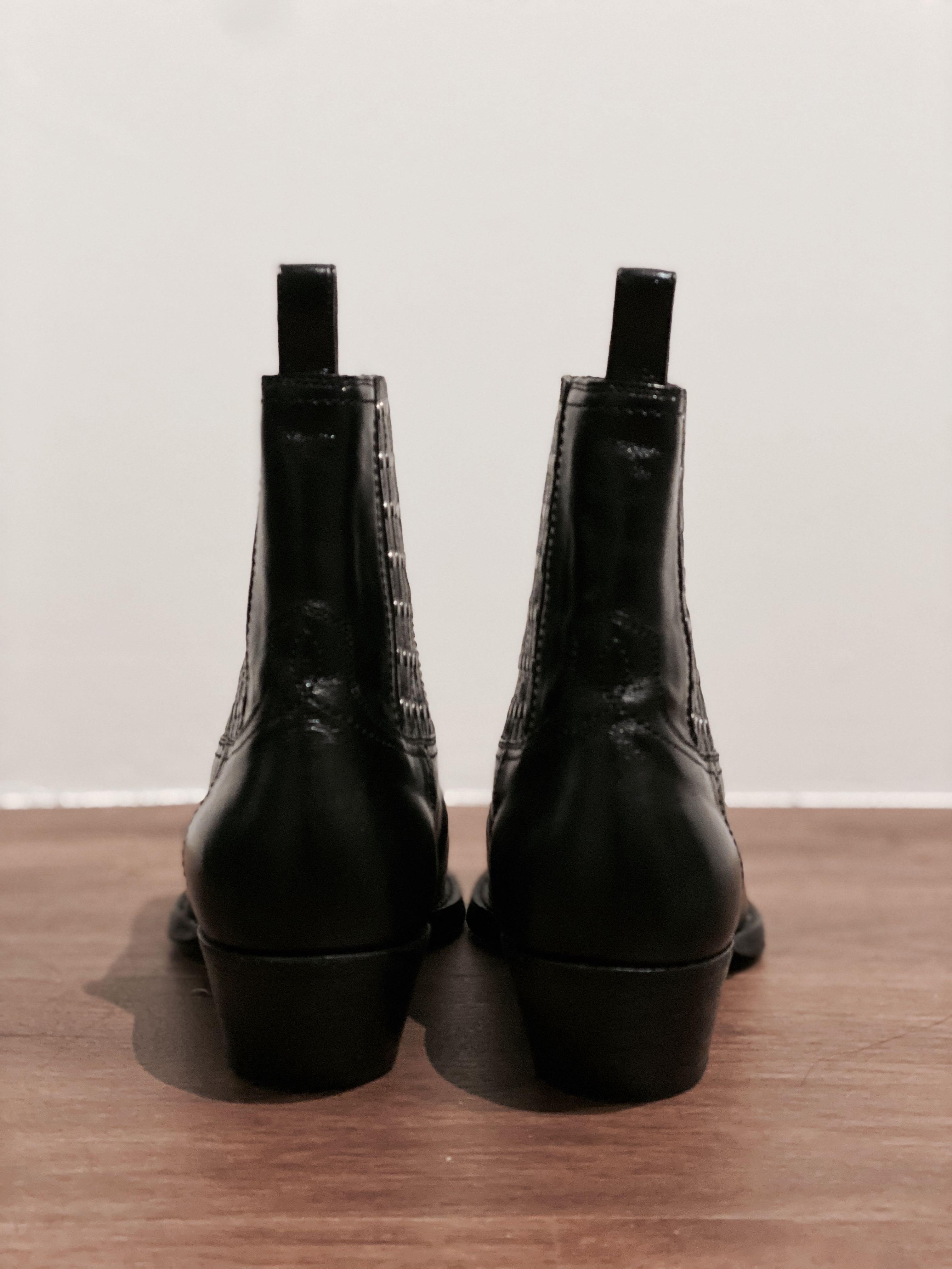 Saint laurent lukas boot sale top