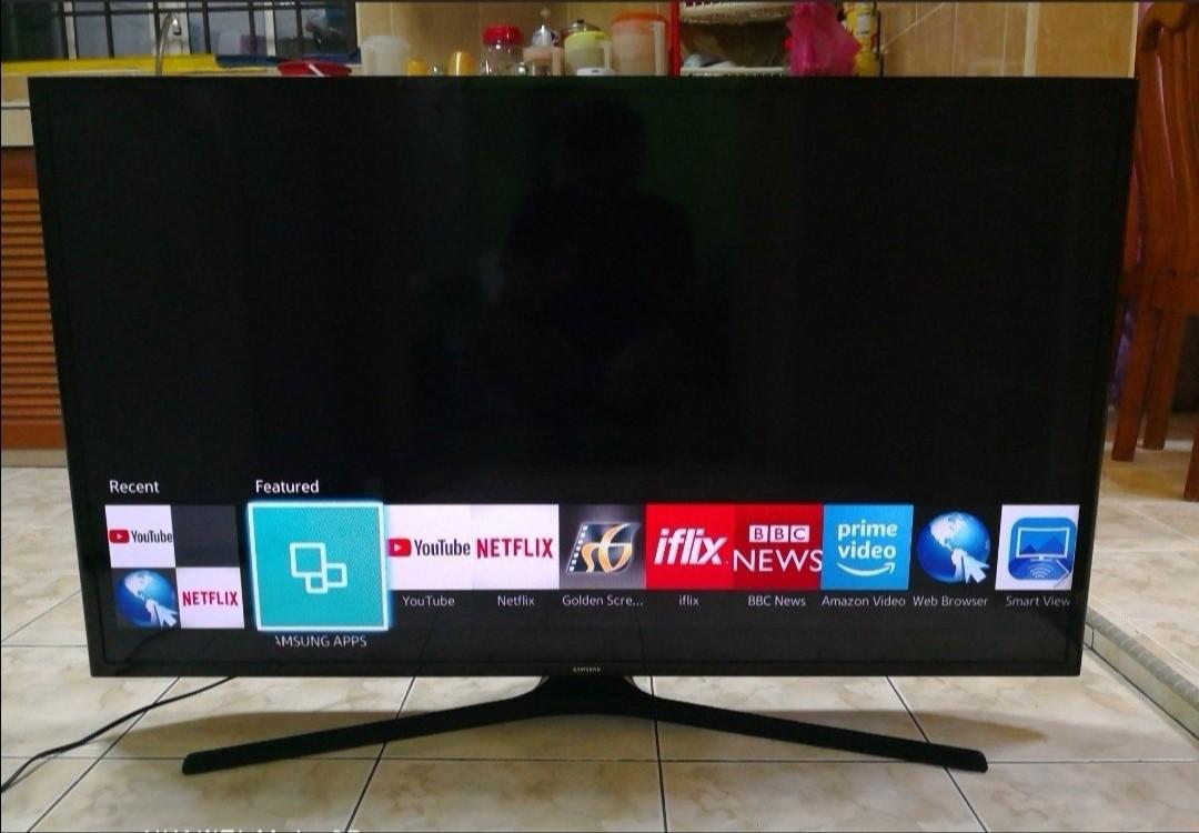 Samsung 40in Smart Tv Led Full Hd Electronics Tvs Entertainment Systems On Carousell