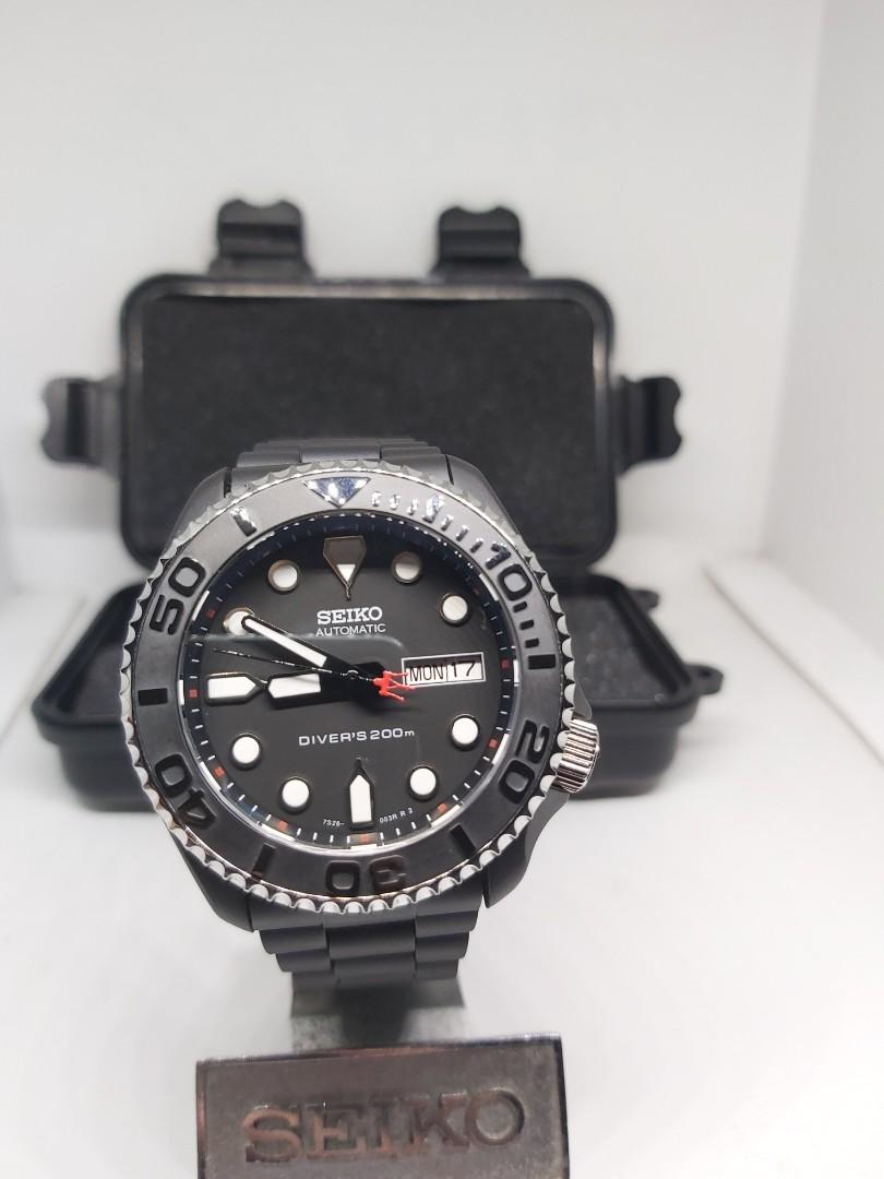 Seiko Skx 007J Yachtmaster Cerakote Silver Bred Mod 👌, Men's Fashion,  Watches & Accessories, Watches on Carousell