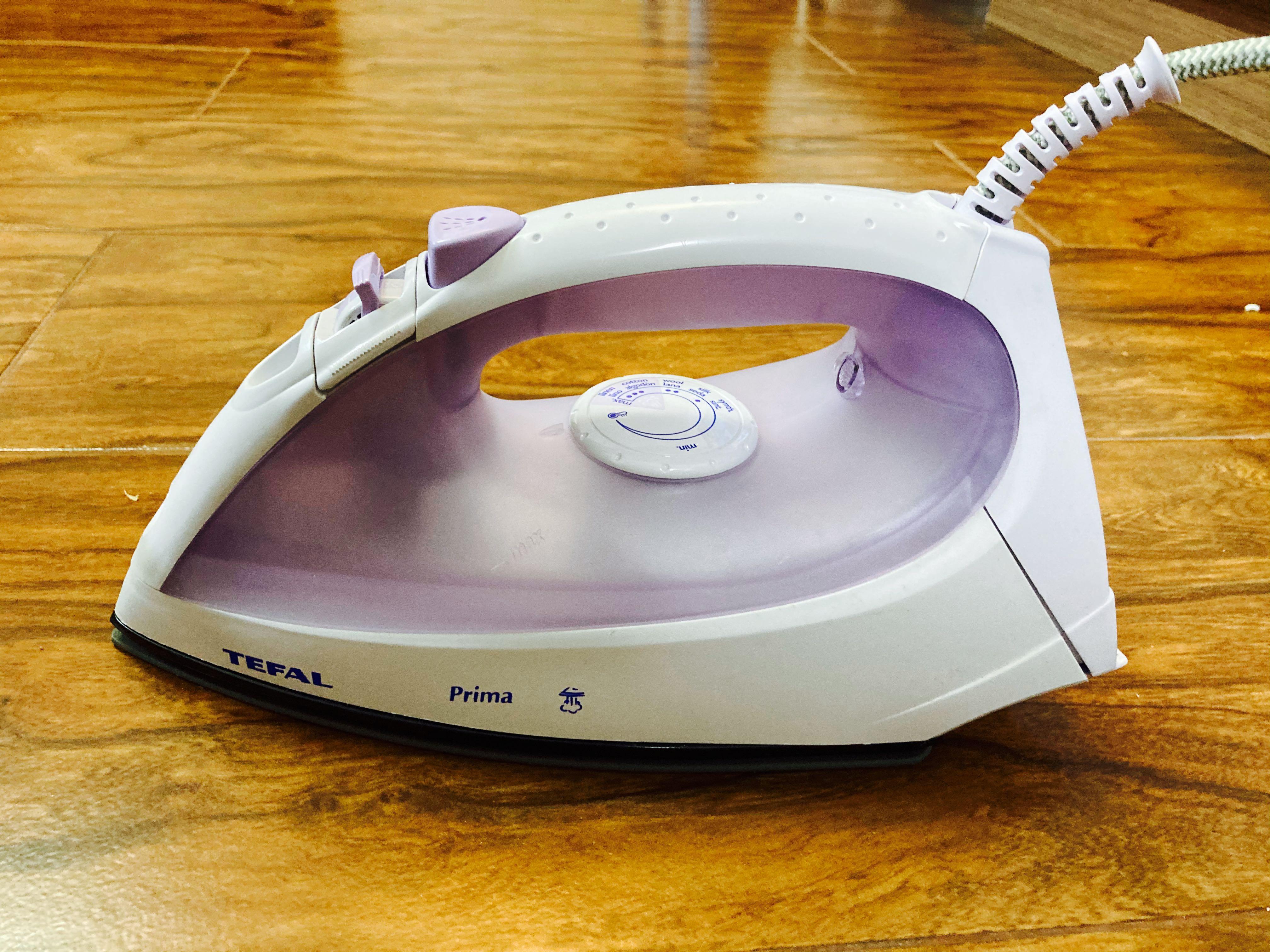 Tefal Prima Nonstick Sole Plate Steam Iron 1400w, 傢俬＆家居, 浴室、廚房用品配件