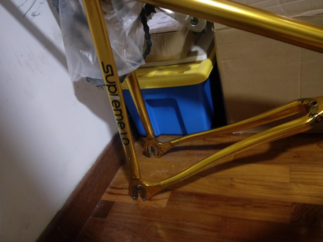 throne frameset