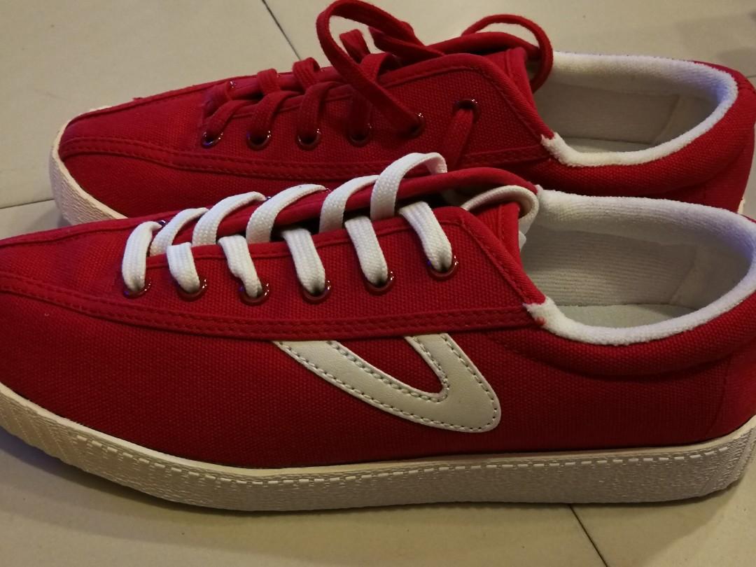 red tretorn shoes