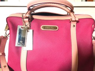 (Category: ) located in . Submitted by rinie_preloved (Listing ID 1029517440, Image 1). Description: .